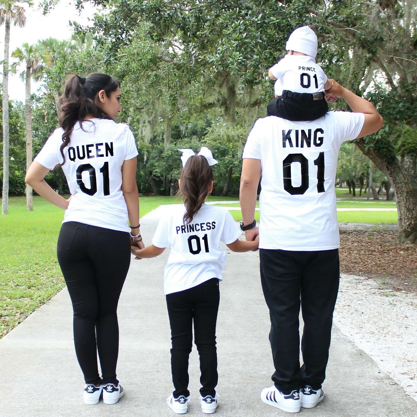 T-shirt King Queen Prince Princess Conjunto Família - Personalizei